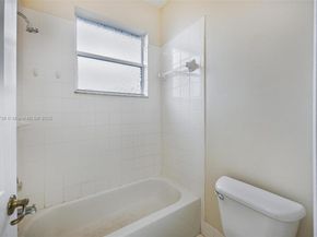 2252 NE 42nd Cir, Homestead FL 33033