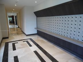 20515 E Country Club Dr 147, Aventura FL 33180