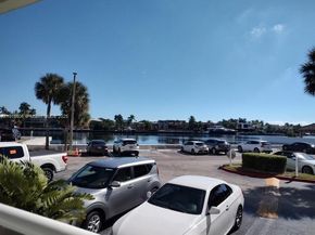 20515 E Country Club Dr 147, Aventura FL 33180