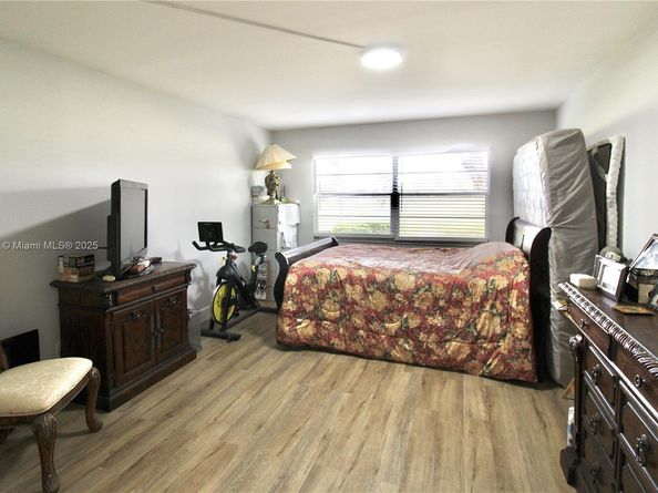 1200 SW 125th Ave 105L, Pembroke Pines FL 33027