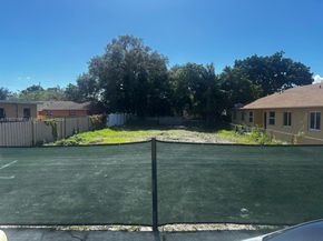 790 NW 55th Ter, Miami FL 33127