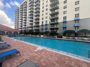 5099 NW 7th St 505, Miami FL 33126