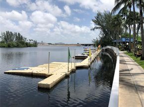 5099 NW 7th St 505, Miami FL 33126