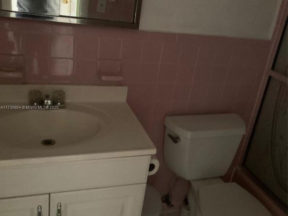 122 NE 204th St 21, Miami Gardens FL 33179