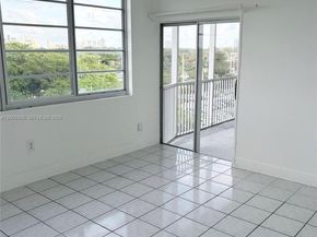 1780 NE 191st St 6002, Miami FL 33179
