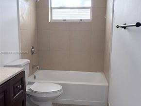1780 NE 191st St 6002, Miami FL 33179