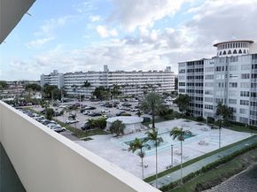 1780 NE 191st St 6002, Miami FL 33179