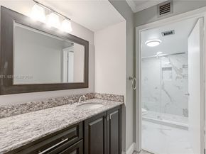 510 NW 97th Ave, Plantation FL 33324