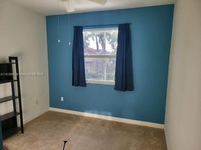 1057 NE 42nd Ave, Homestead FL 33033