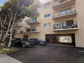 3860 NE 170th St 304, North Miami Beach FL 33160
