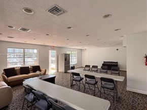 3860 NE 170th St 304, North Miami Beach FL 33160