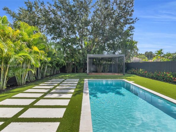 2029 SW 62nd Ave, Miami FL 33155