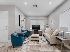 2227 Cody St, Hollywood FL 33020