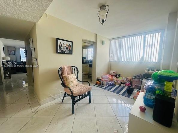 17878 N Bay Rd 307, Sunny Isles Beach FL 33160