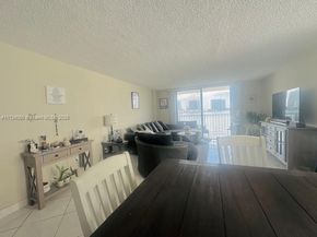 17878 N Bay Rd 307, Sunny Isles Beach FL 33160