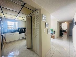 17878 N Bay Rd 307, Sunny Isles Beach FL 33160