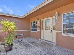 4966 NW 39th St, Lauderdale Lakes FL 33319