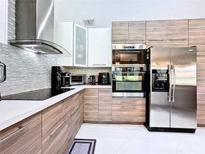 Undisclosed Address #A11386797, Coral Springs FL 33067