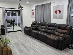 9460 Martinique Dr, Cutler Bay FL 33189