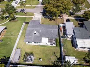 9460 Martinique Dr, Cutler Bay FL 33189