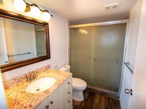 110 S Shore Dr 5B, Miami Beach FL 33141