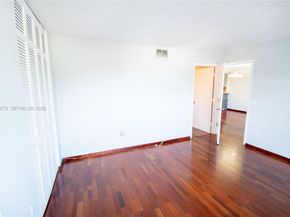 110 S Shore Dr 5B, Miami Beach FL 33141