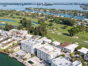 110 S Shore Dr 5B, Miami Beach FL 33141