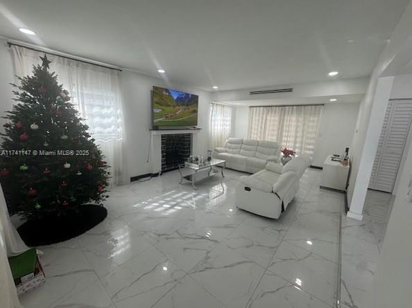 17790 SW 110th Ct, Miami FL 33157