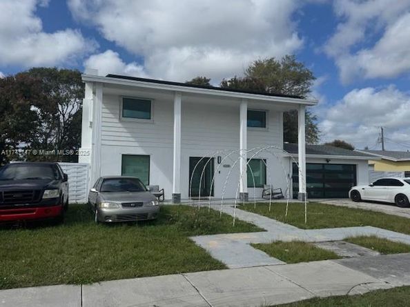 17790 SW 110th Ct, Miami FL 33157