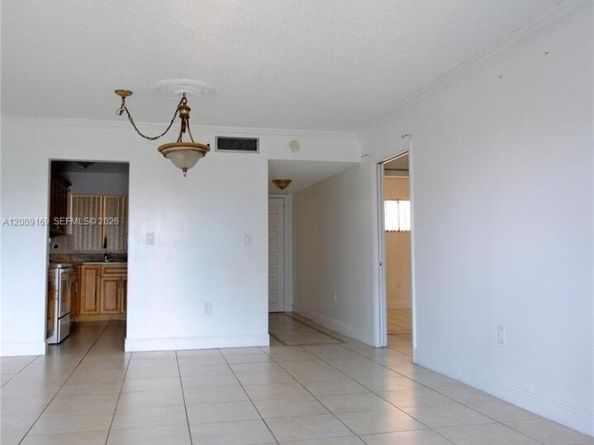 650 NE 149th St 505F, Miami FL 33161
