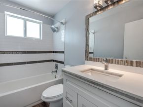 326 SE 3rd Ter, Dania Beach FL 33004