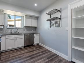326 SE 3rd Ter, Dania Beach FL 33004