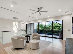 225 NE 3rd St, Boca Raton FL 33432