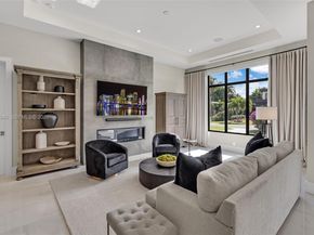 225 NE 3rd St, Boca Raton FL 33432