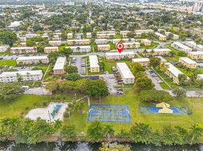427 NW 84th Ter 427, Miami FL 33150