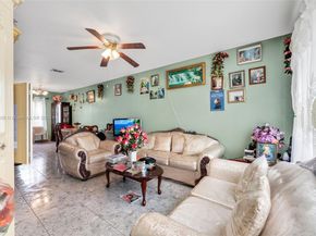 427 NW 84th Ter 427, Miami FL 33150