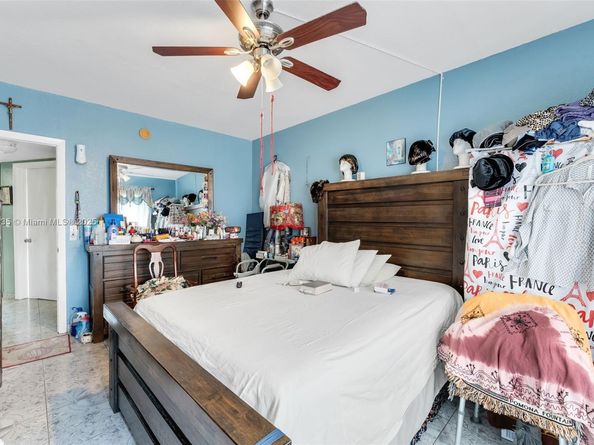 427 NW 84th Ter 427, Miami FL 33150