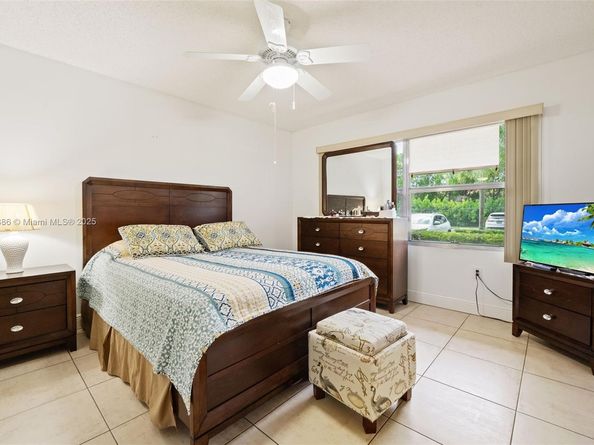 701 SW 142nd Ave 110S, Pembroke Pines FL 33027