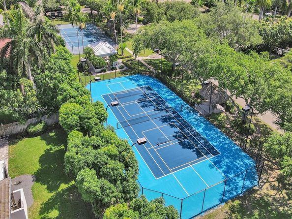 6731 SW 138th St, Palmetto Bay FL 33158