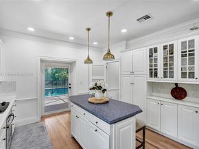 6731 SW 138th St, Palmetto Bay FL 33158