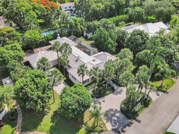 6731 SW 138th St, Palmetto Bay FL 33158