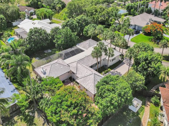 6731 SW 138th St, Palmetto Bay FL 33158