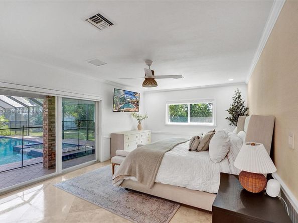 6731 SW 138th St, Palmetto Bay FL 33158