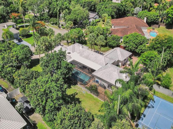 6731 SW 138th St, Palmetto Bay FL 33158