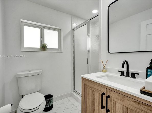 6731 SW 138th St, Palmetto Bay FL 33158