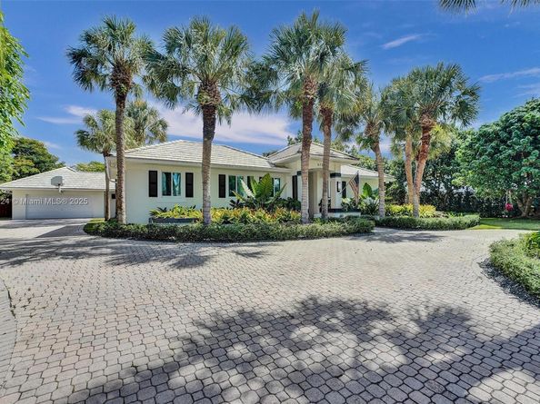 6731 SW 138th St, Palmetto Bay FL 33158