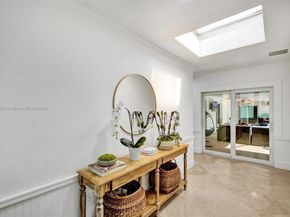 6731 SW 138th St, Palmetto Bay FL 33158