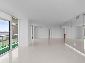 50 Biscayne Blvd 1902, Miami FL 33132