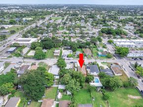 2130 NW 66th St, Miami FL 33147