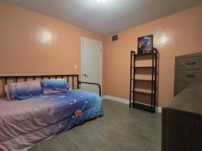 1609 Fairway Rd, Pembroke Pines FL 33026